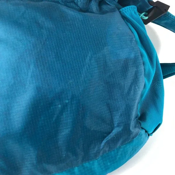 Patagonia Lightweight Travel 15L Courier Bag Shoulder Bag Blue STY48813 Unisex - Picture 10 of 12